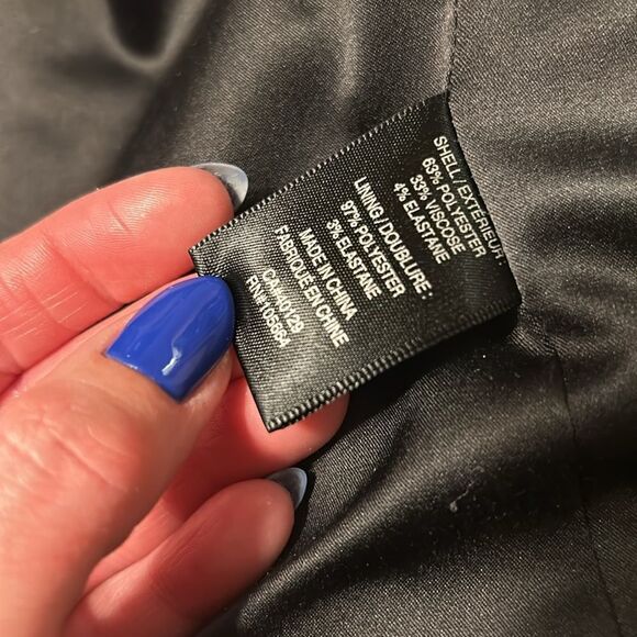 L.A.M.B Double Crepe Crop Jacket in black - Picture 6 of 8